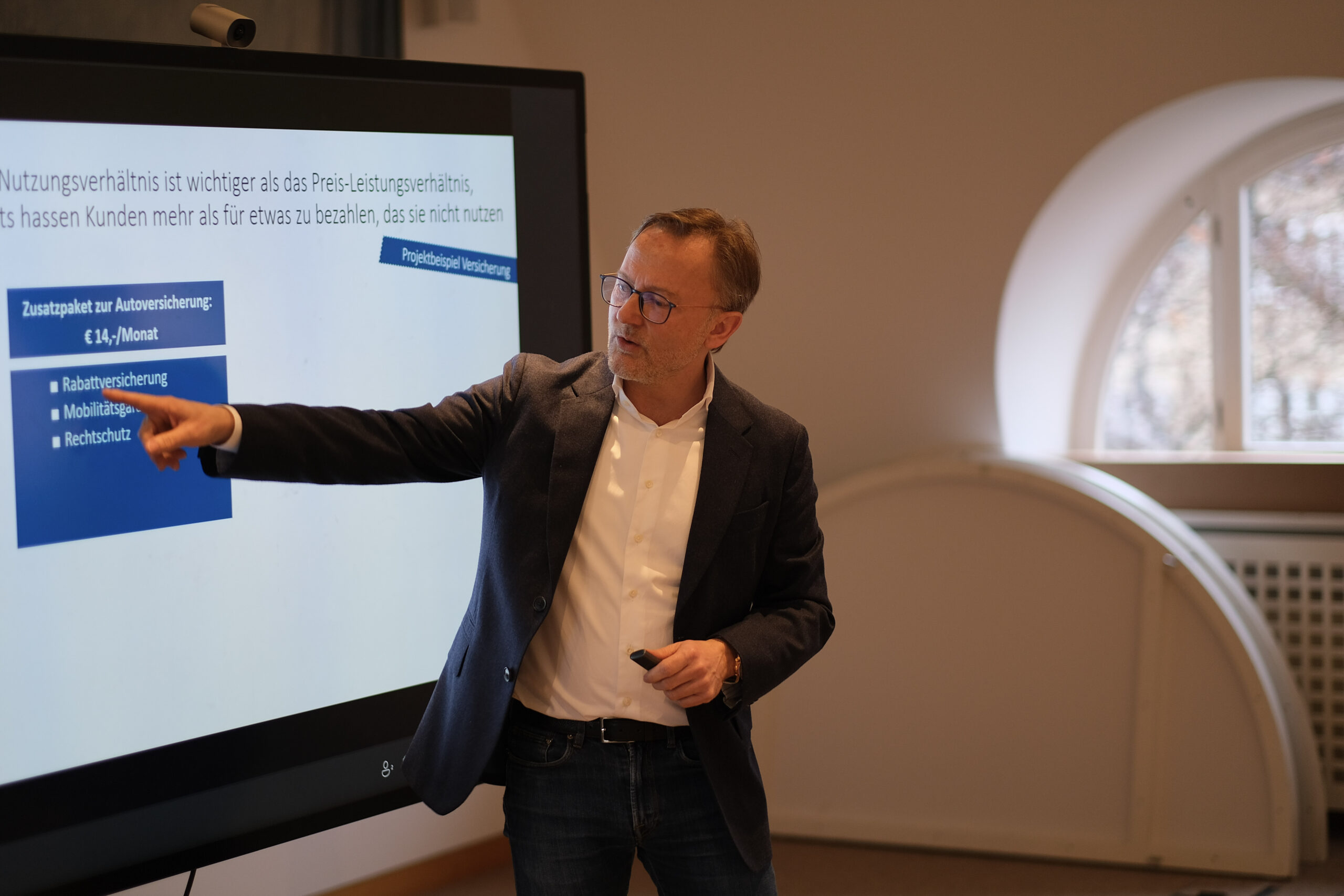 Florian Bauer Accenture